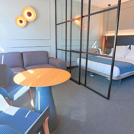 Azotea Suites Понферрада Экстерьер фото