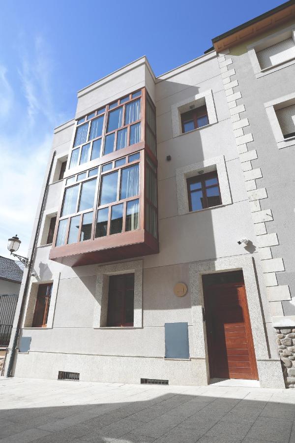 Azotea Suites Понферрада Экстерьер фото