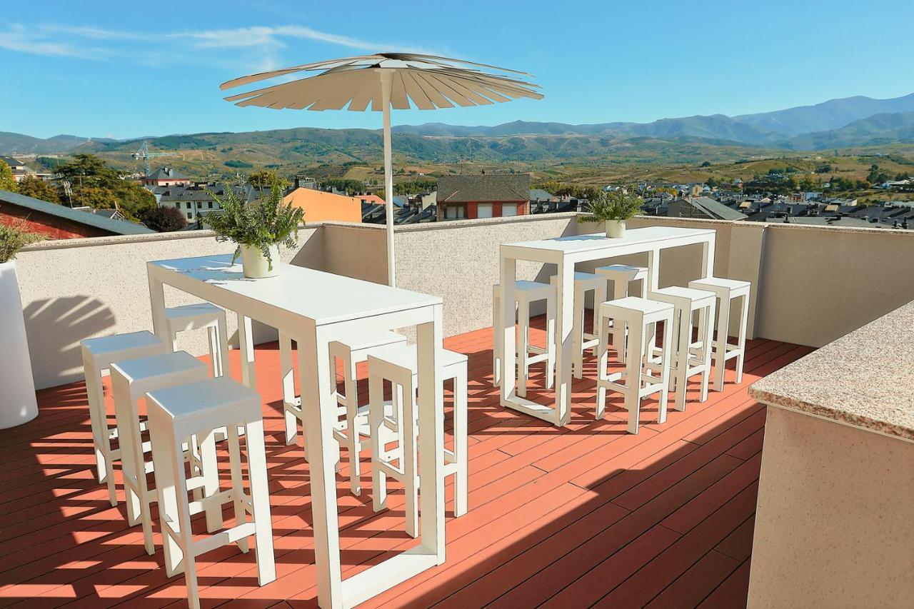 Azotea Suites Понферрада Экстерьер фото