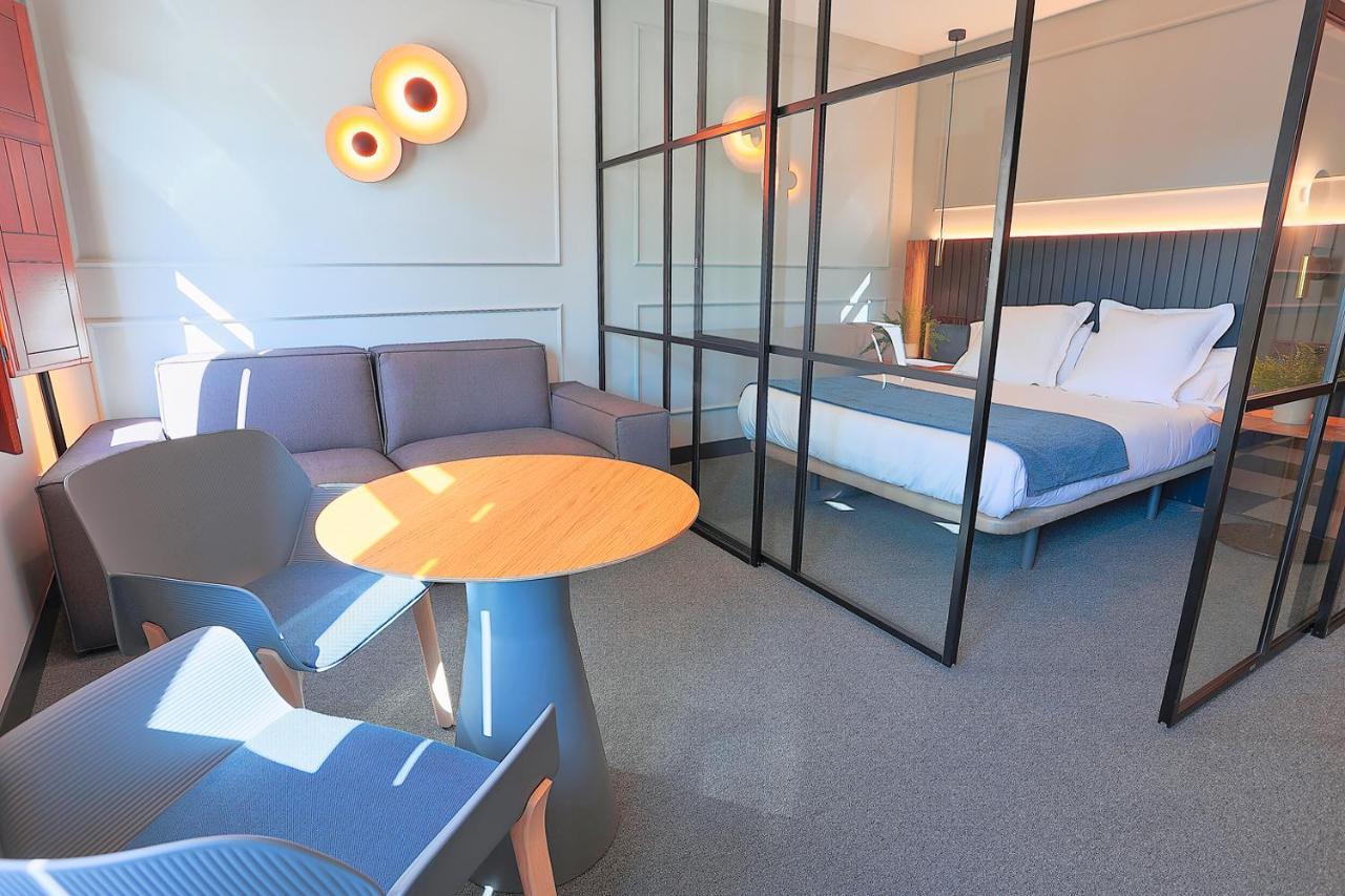 Azotea Suites Понферрада Экстерьер фото